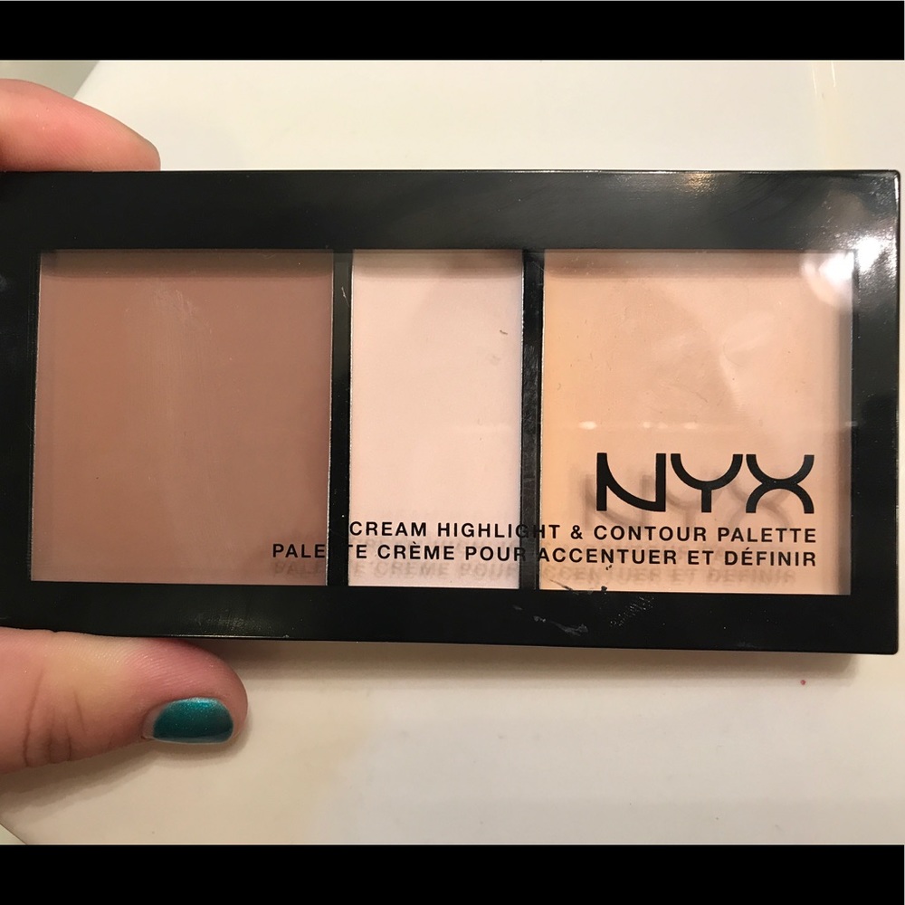 NYX cream contour palette